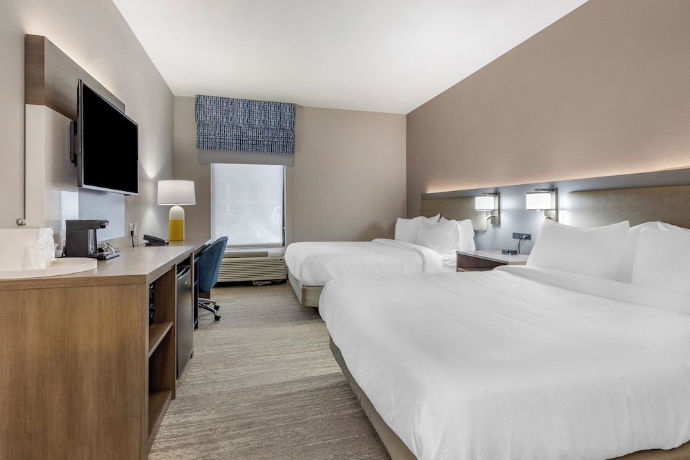 Room, 2 Queen Beds, Accessible, Non Smoking photo 1