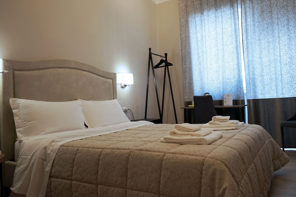 Basic Double Room