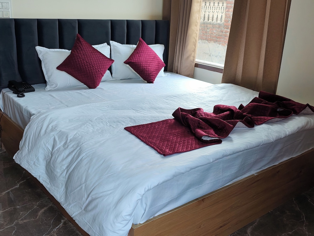 Super Deluxe Room