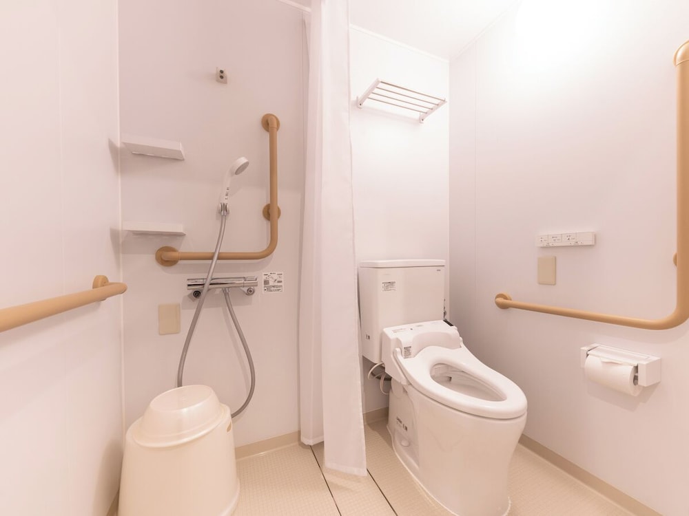 Universal Room (Barrier-free) - Photo 3