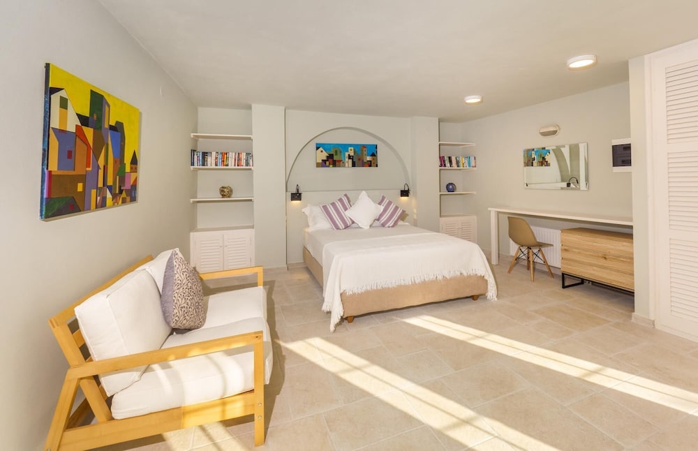 Villa photo 3