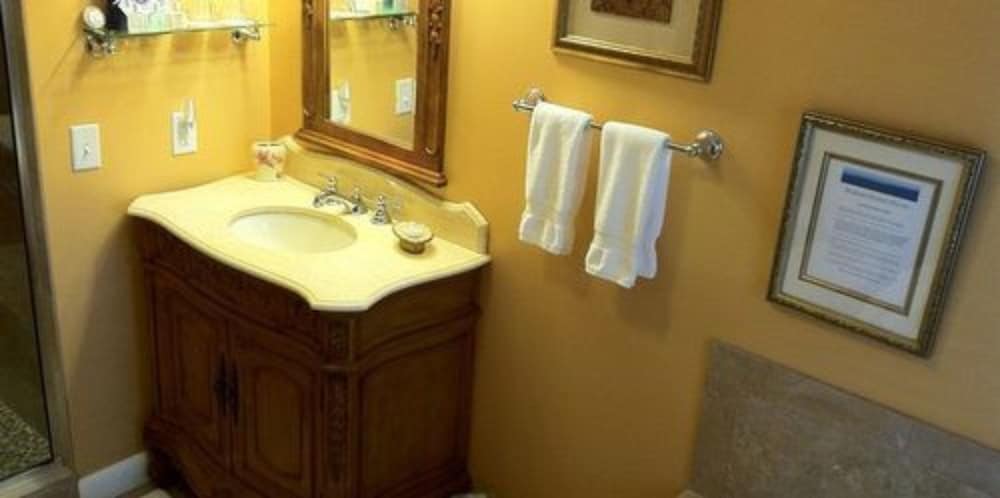Room, Private Bathroom (Plantation Guest Room) photo 2