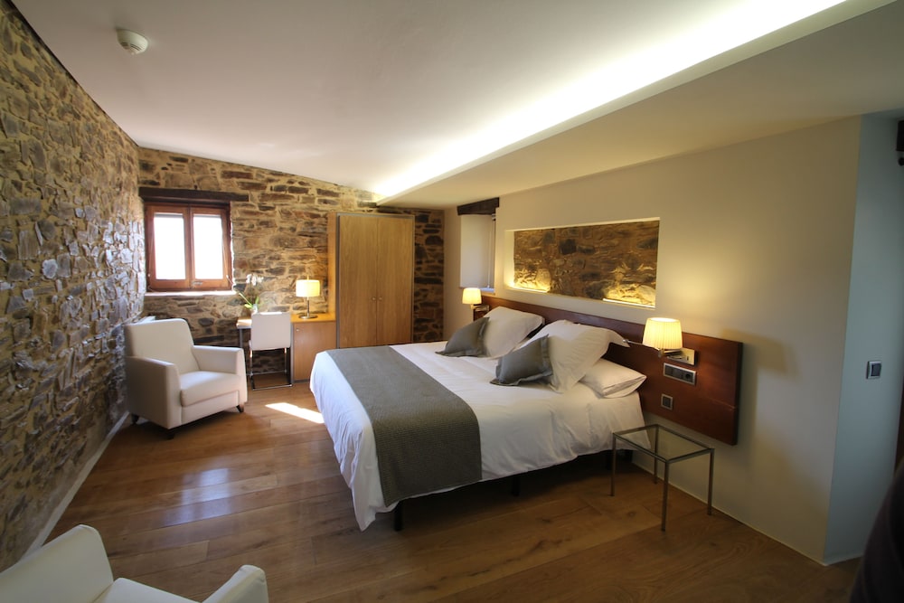 Superior Double Room, 1 King Bed photo 3