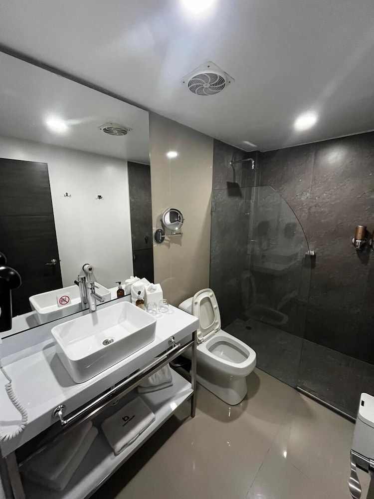 Exclusive Room - Photo 5