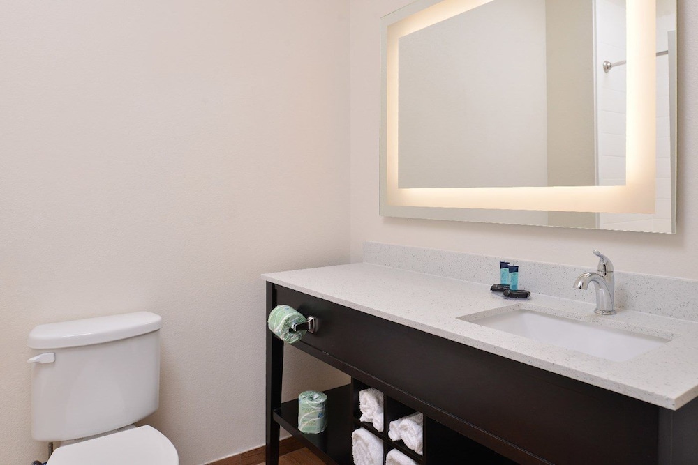 Deluxe Single Room, Kitchenette photo 2