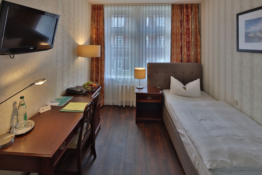 Basic Single Room, 1 Twin Bed photo 1