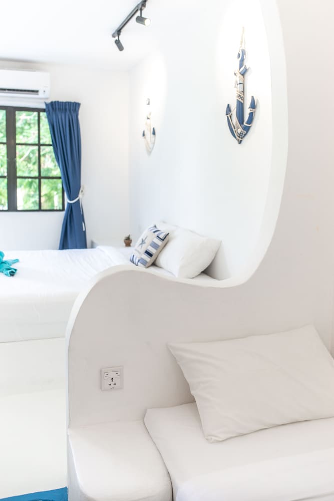 Deluxe Studio Suite photo 2