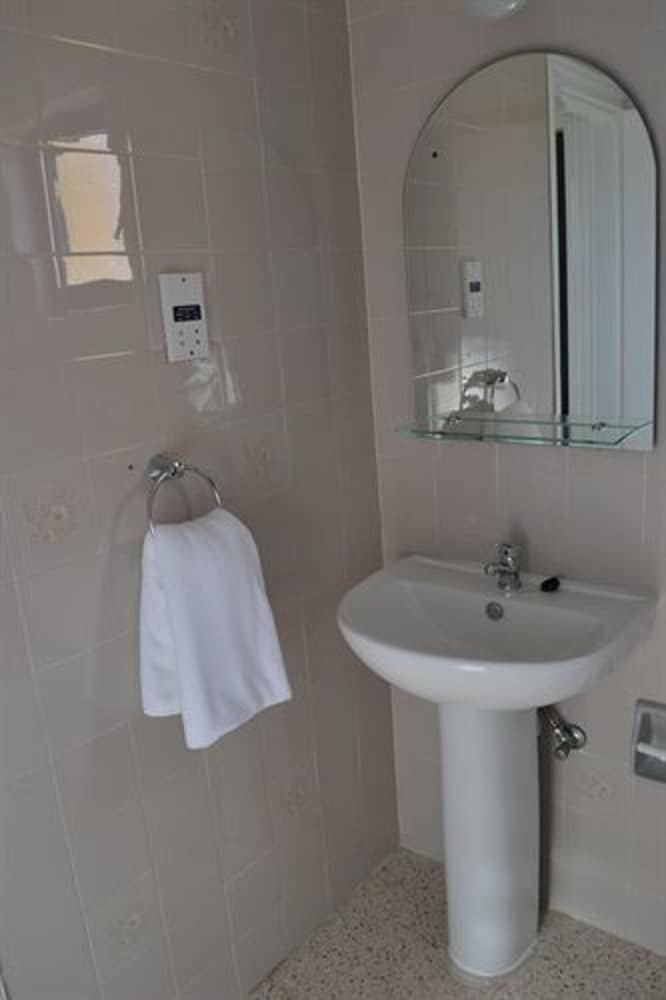 Basic Apartment, 1 Bedroom, Pool View
