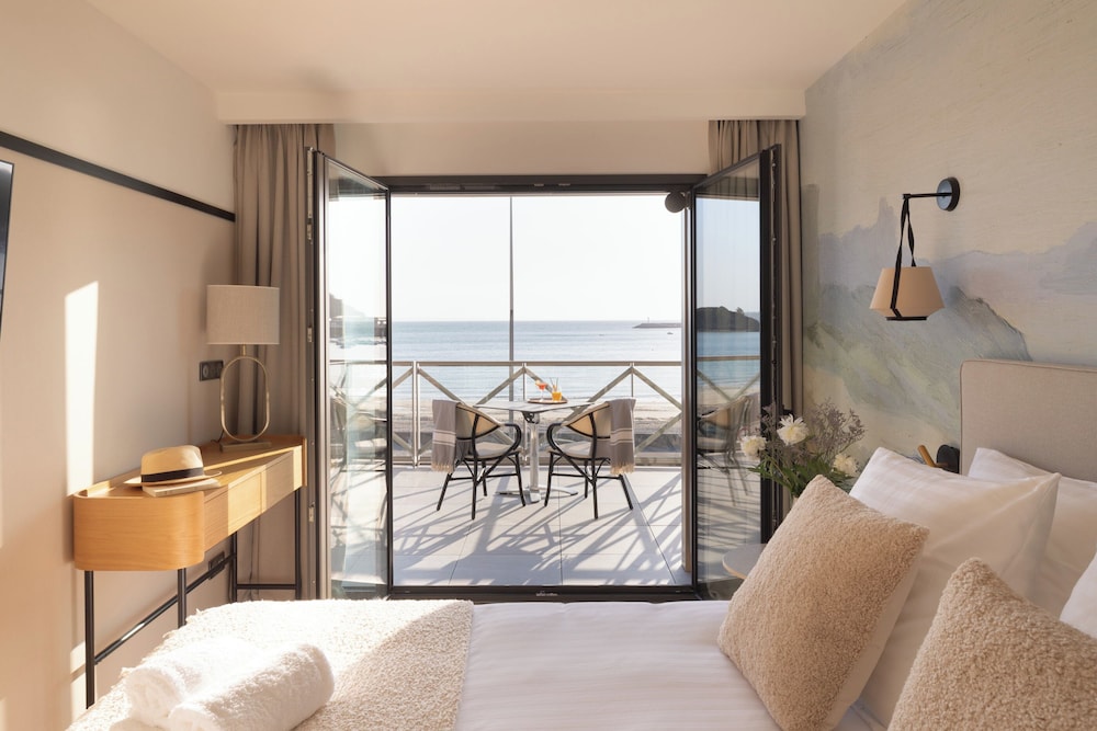 Comfort Double Room, Patio, Sea View