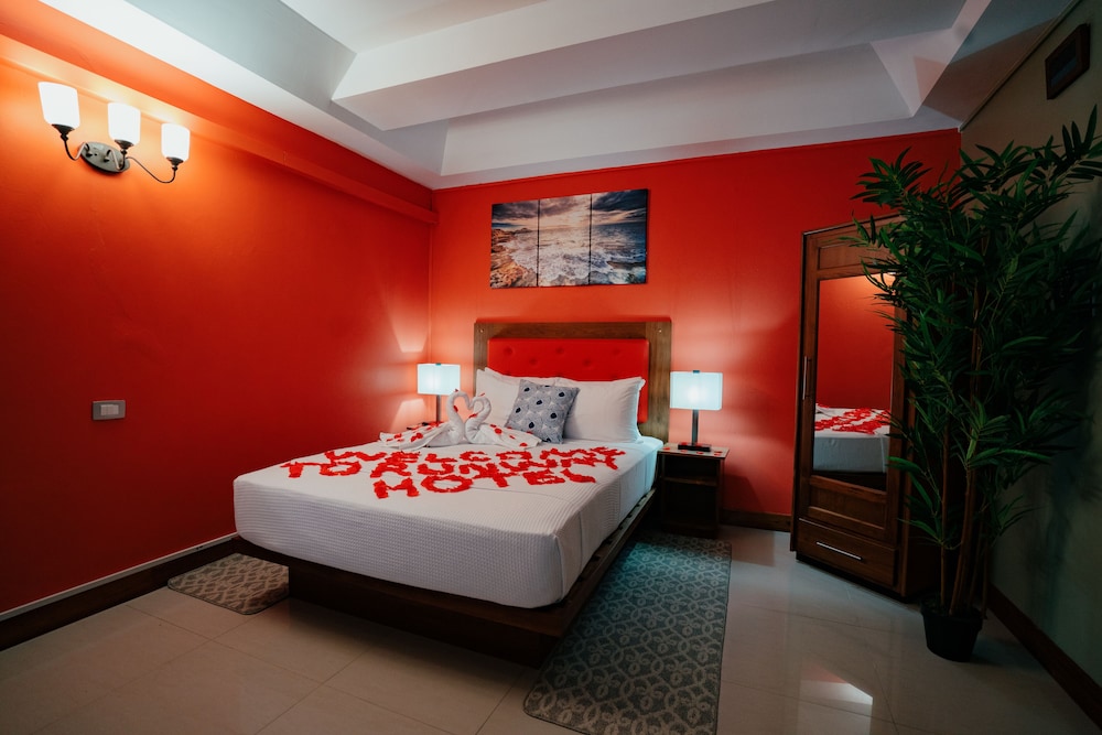 Deluxe Room, 1 Queen Bed