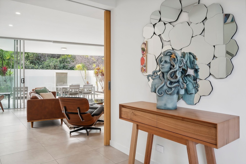 House - Photo 6