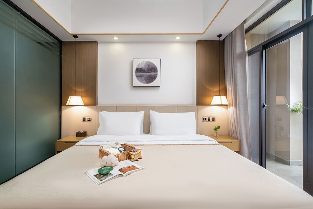 Luxury Double Room, Hill View
