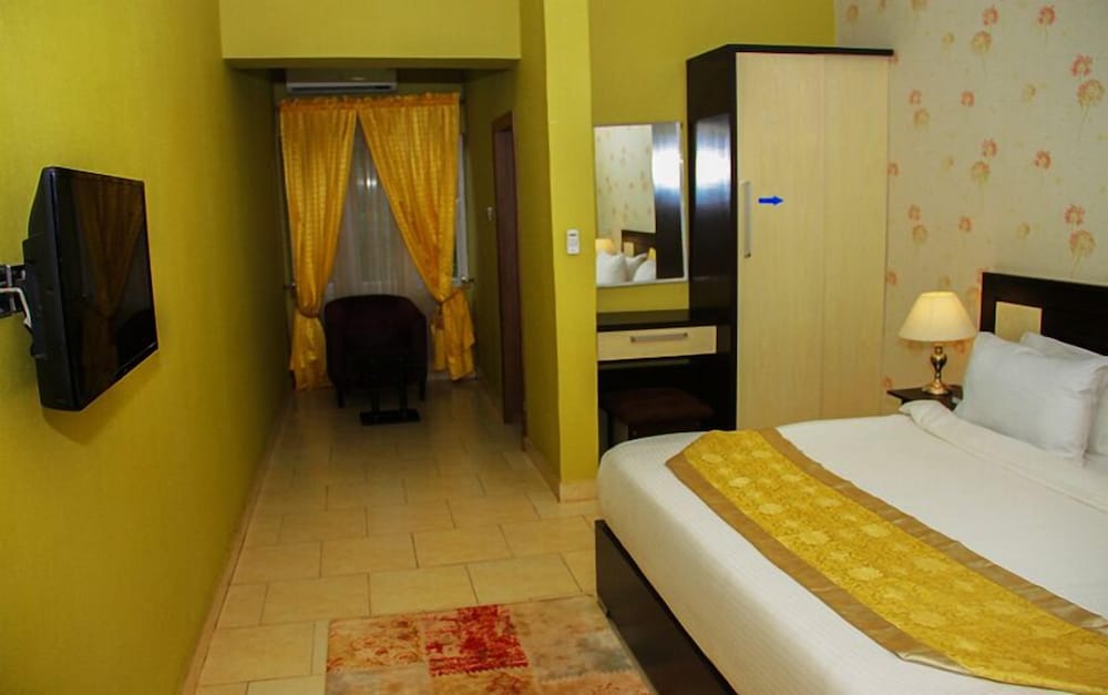 Standard Room - Photo 9