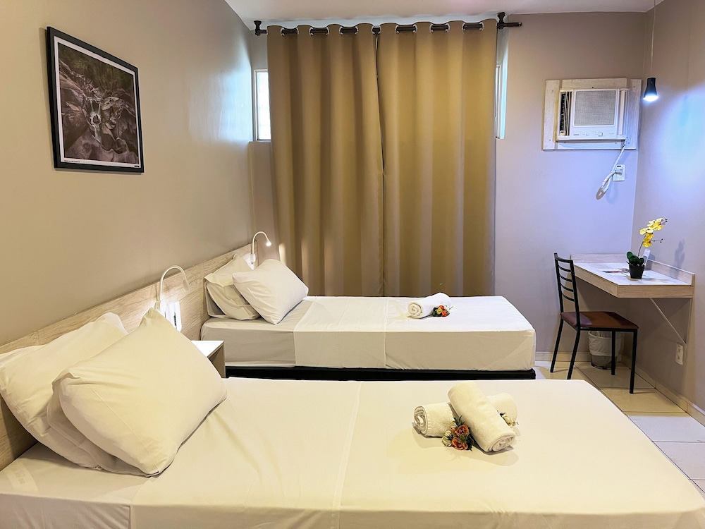 Deluxe Twin Room photo 2