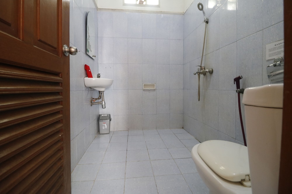 Deluxe Room - Photo 6