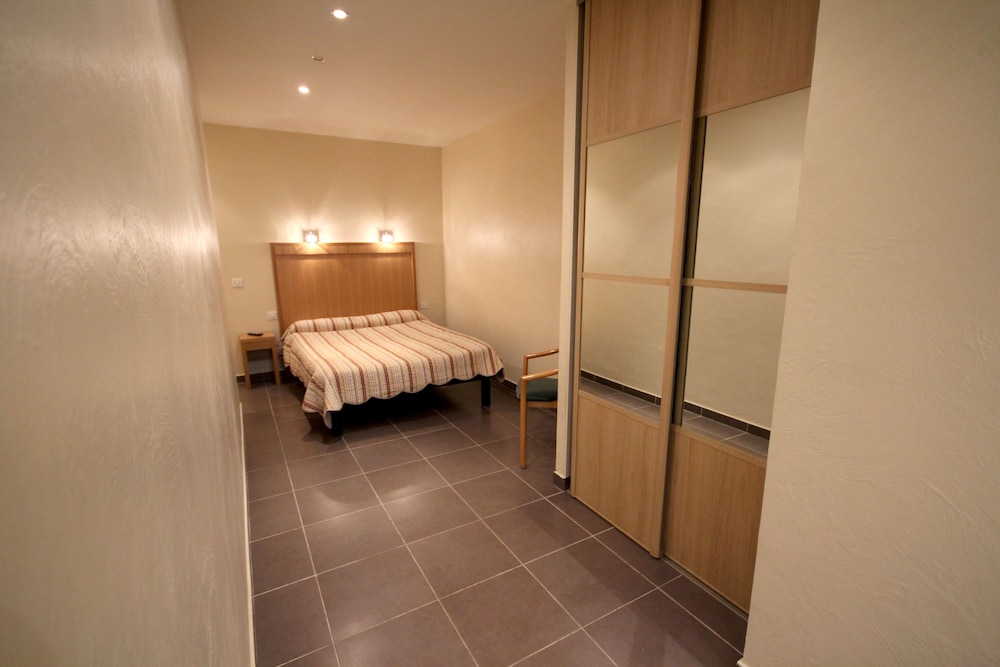 Standard Apartment (3) - Photo 6