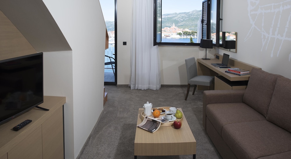 Superior suite with seaside balcony - Photo 5