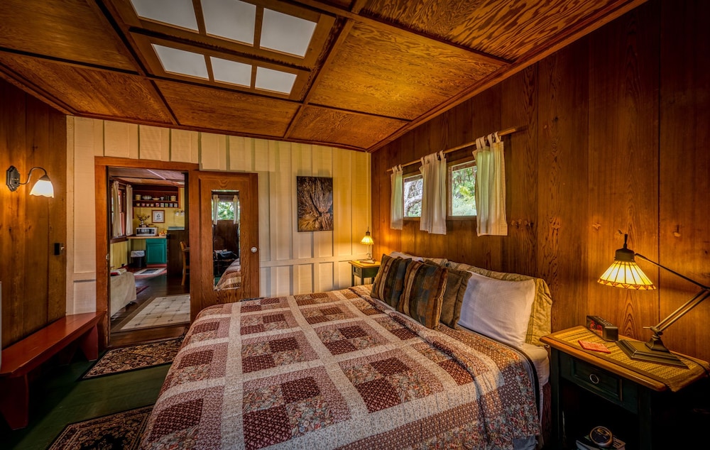 Cabin, Private Bathroom, Garden View (Crater Rim Cabin) photo 2