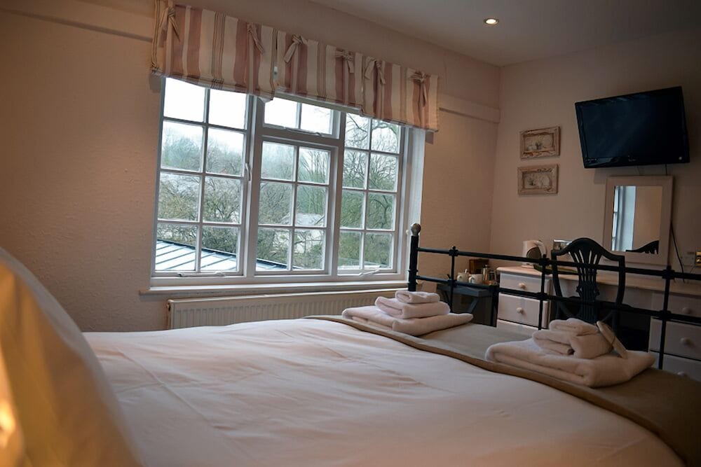 Standard Plus Double, Ensuite photo 3