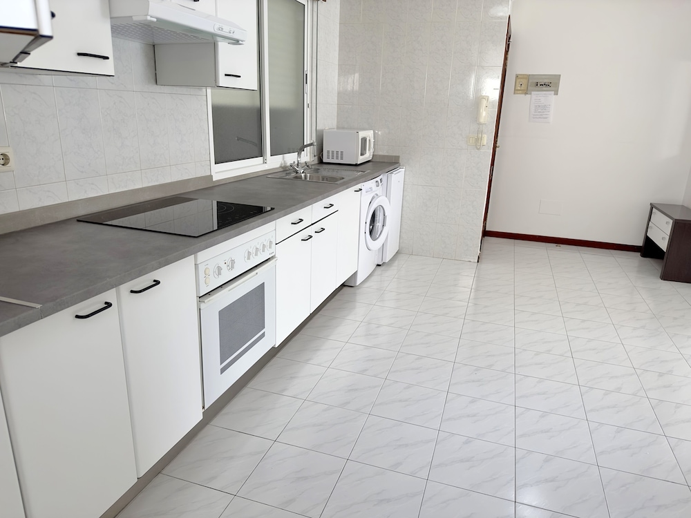 Standard Apartment, 1 Bedroom, Sea View (2 Adultos + 2 Niños De 10 Años) photo 3
