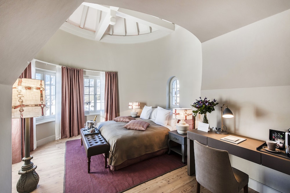 Room (Chic) - Photo 1