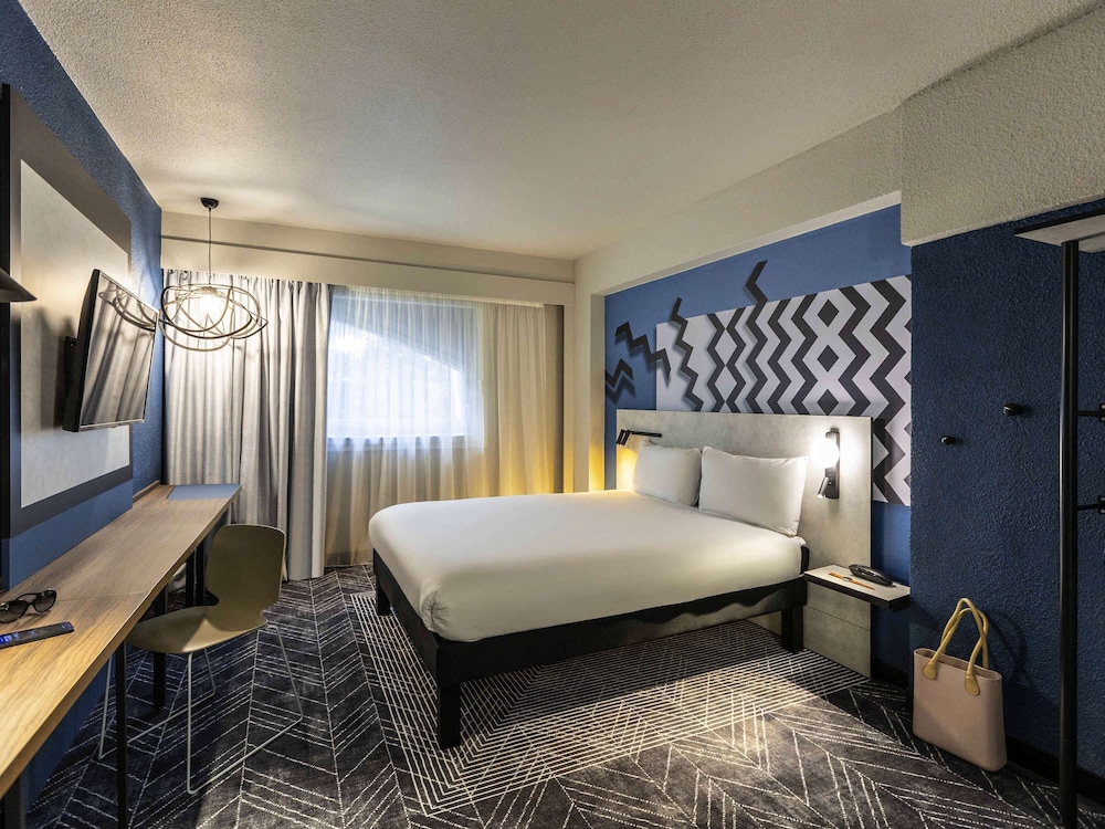 Superior Room, 1 Queen Bed - Photo 1
