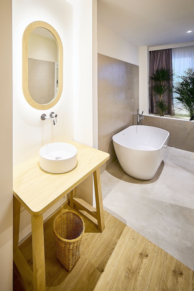 Superior Double Room - Photo 7
