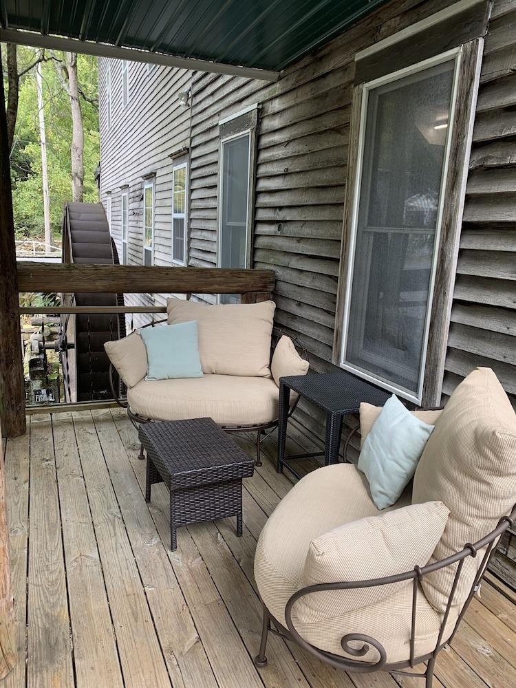 The Olde Mill Inn Bed & Breakfast, 사진 6
