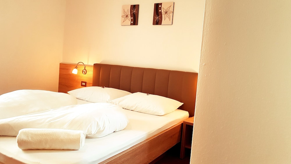 Basic Double Room, Balcony