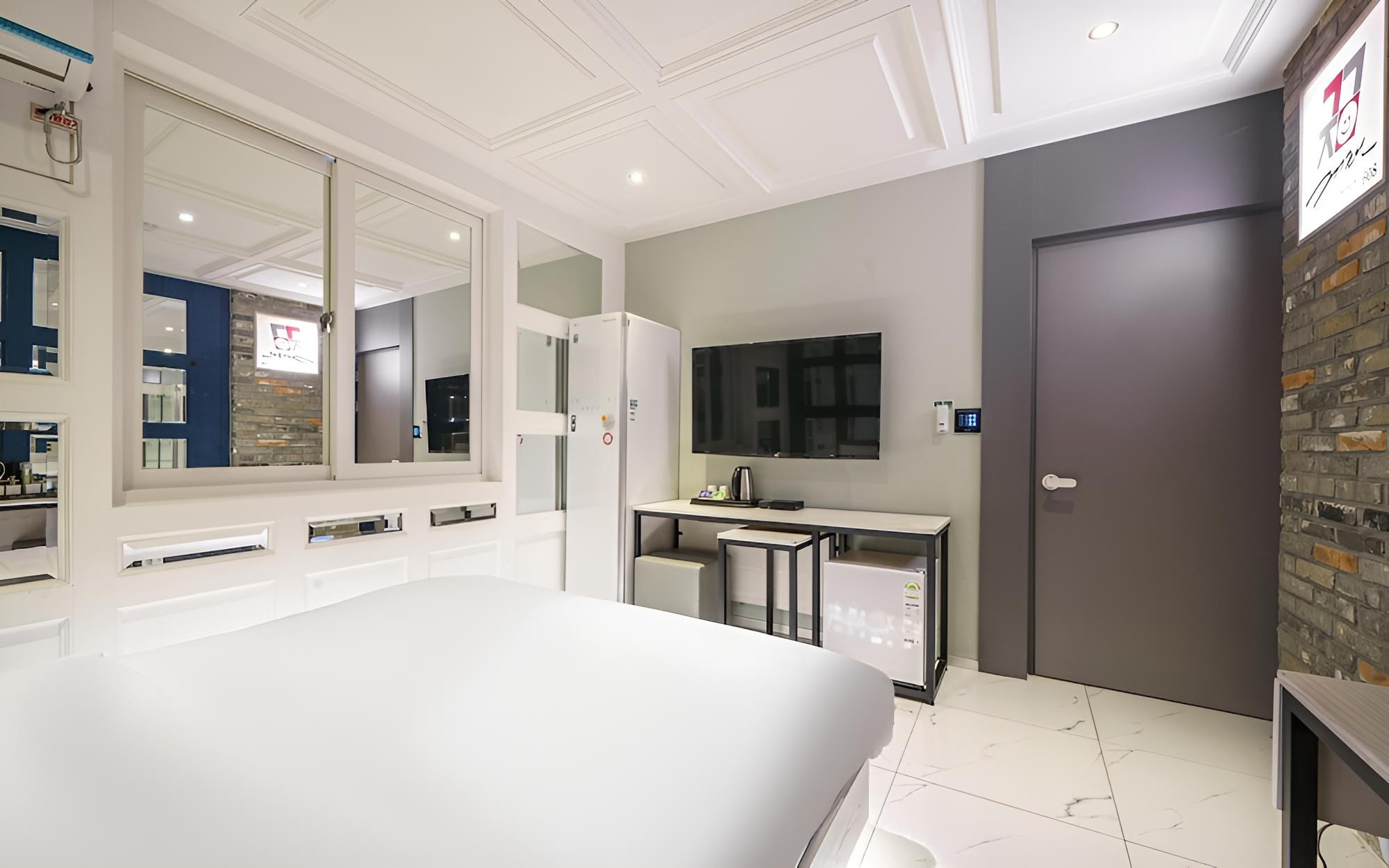 Room (Special Room (OTT Styler)) photo 1