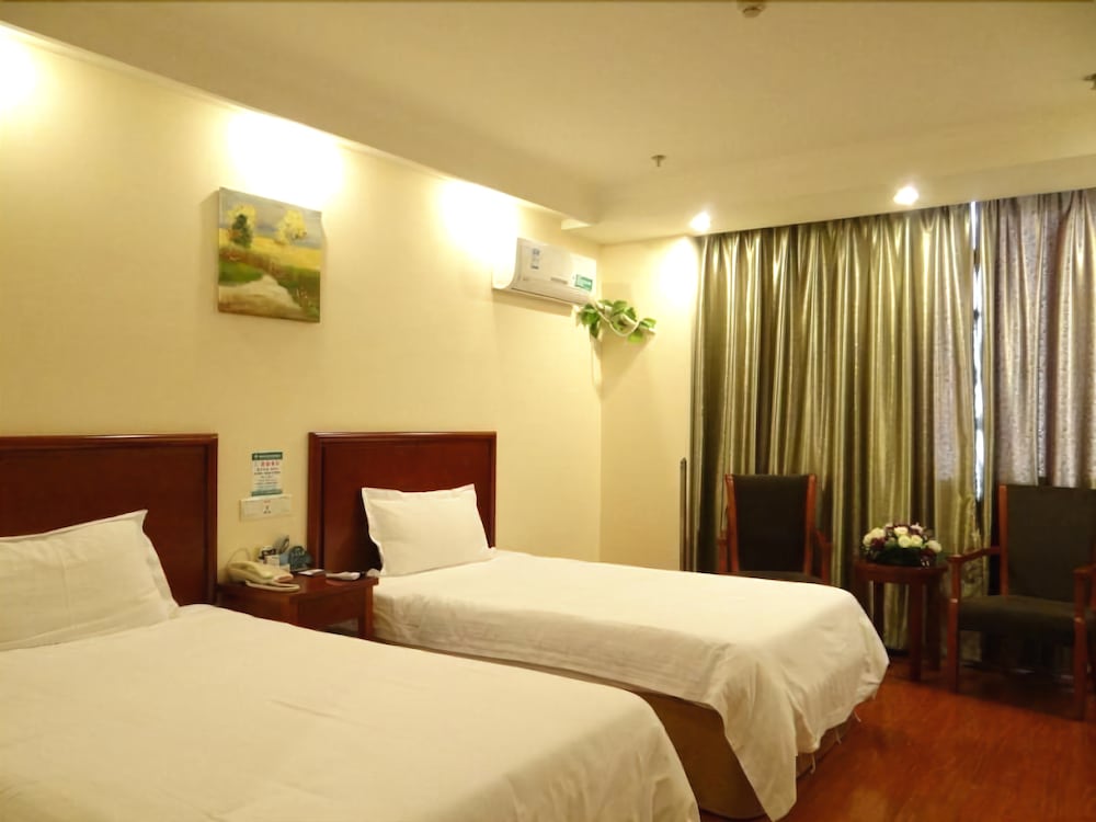 Standard Twin Room photo 2