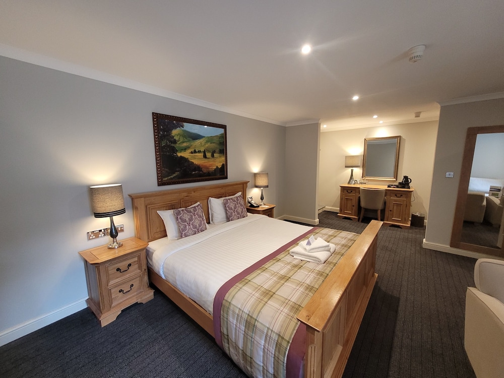Junior Suite, 1 King Bed - Photo 1