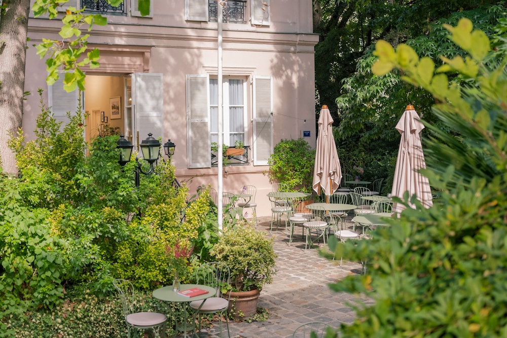 Classic Room, Garden View photo 3