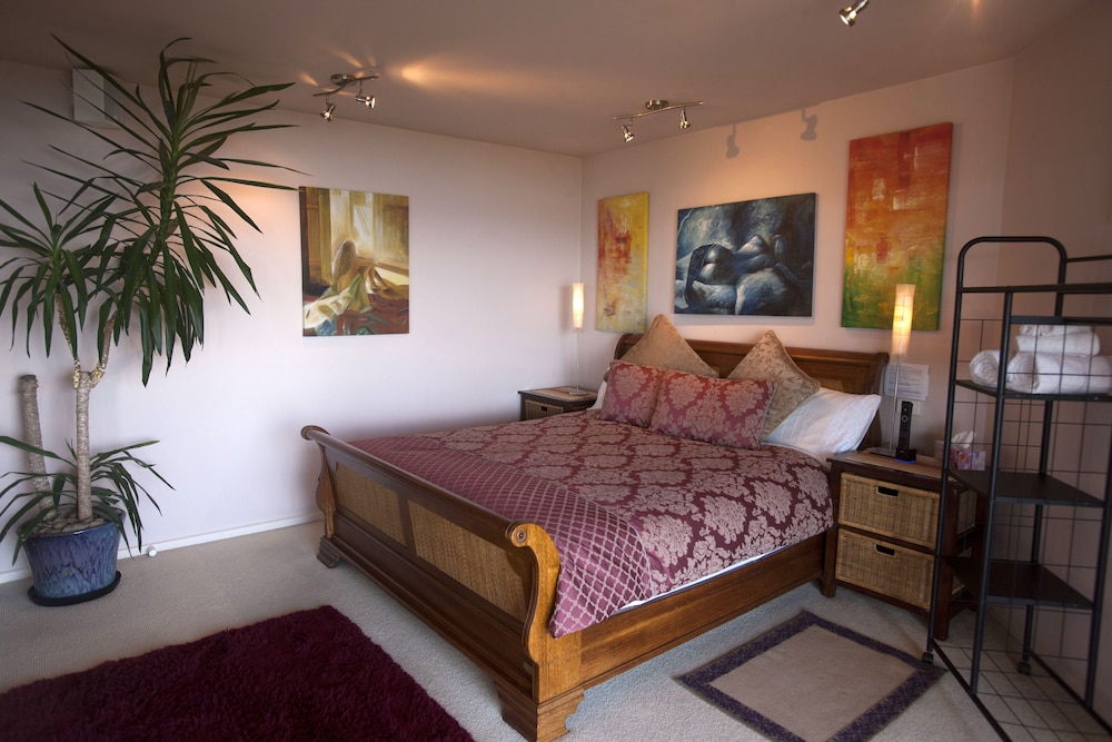 Romantic Studio, Kitchenette photo 1