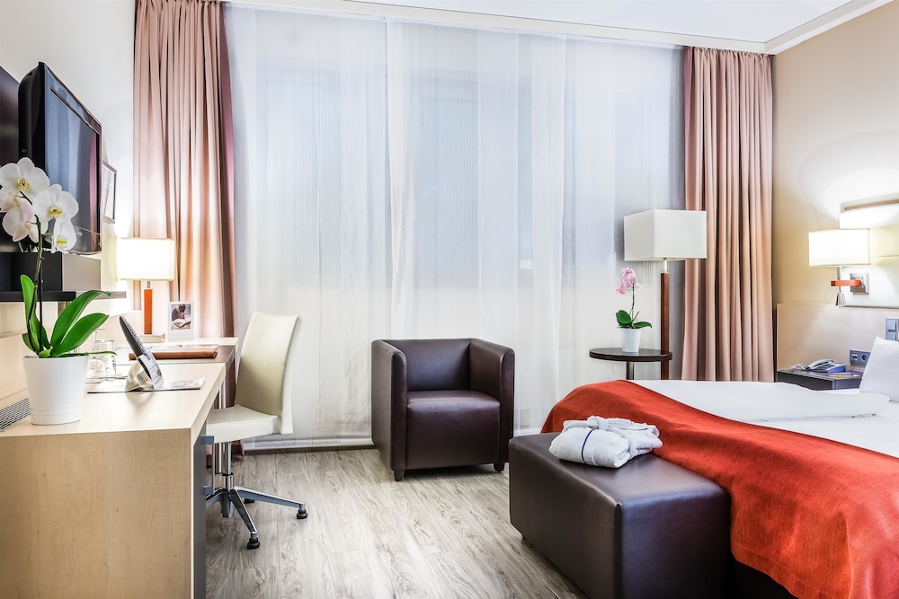 Standard Room, 2 Twin Beds - Photo 7