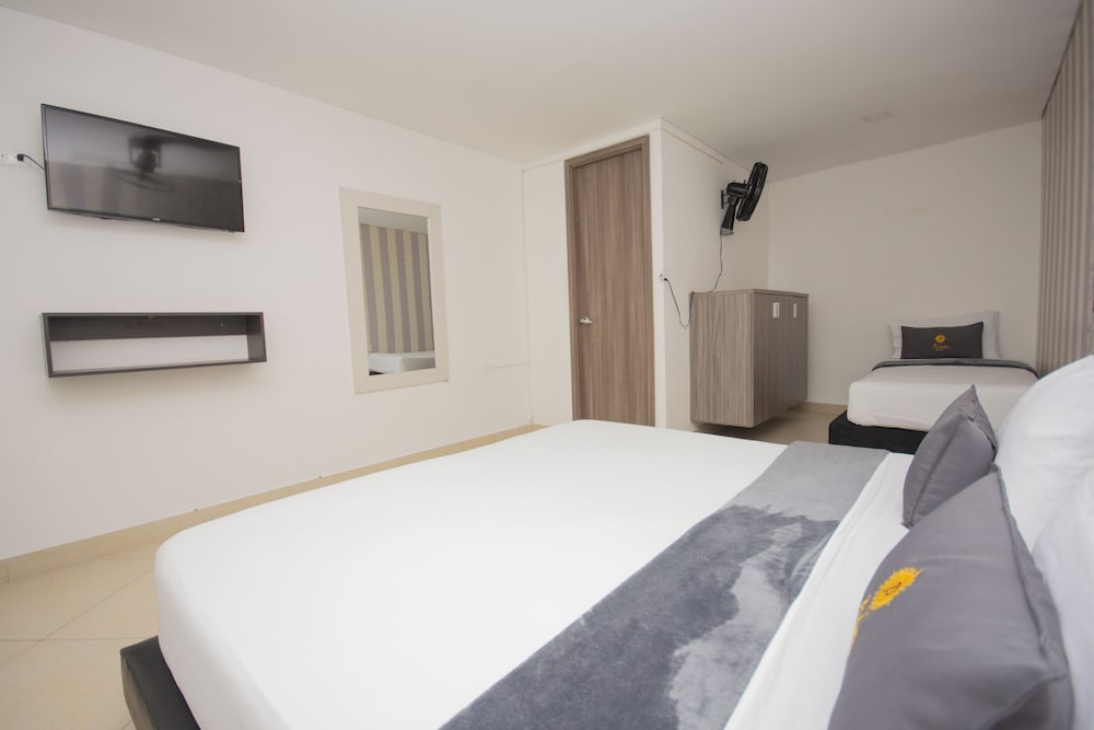 Basic Triple Room - Photo 1
