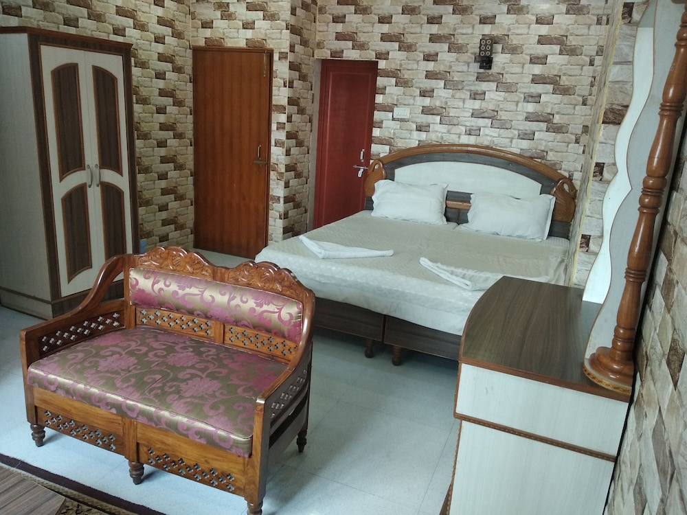 Deluxe Twin Room, 2 Bedrooms photo 1