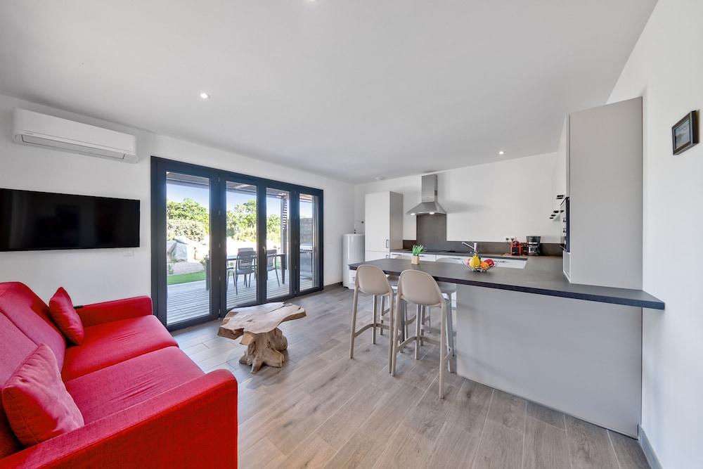 Apartment - 4 people - 1 bedroom - Air conditioned - Terrace photo 3