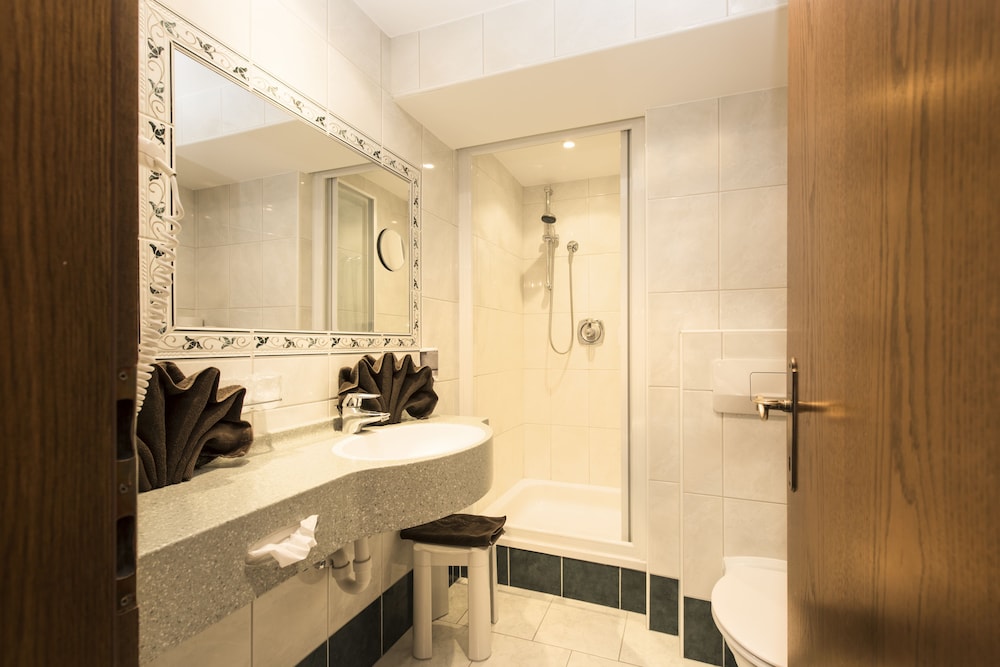 Classic Double Room, Mountain View photo 3