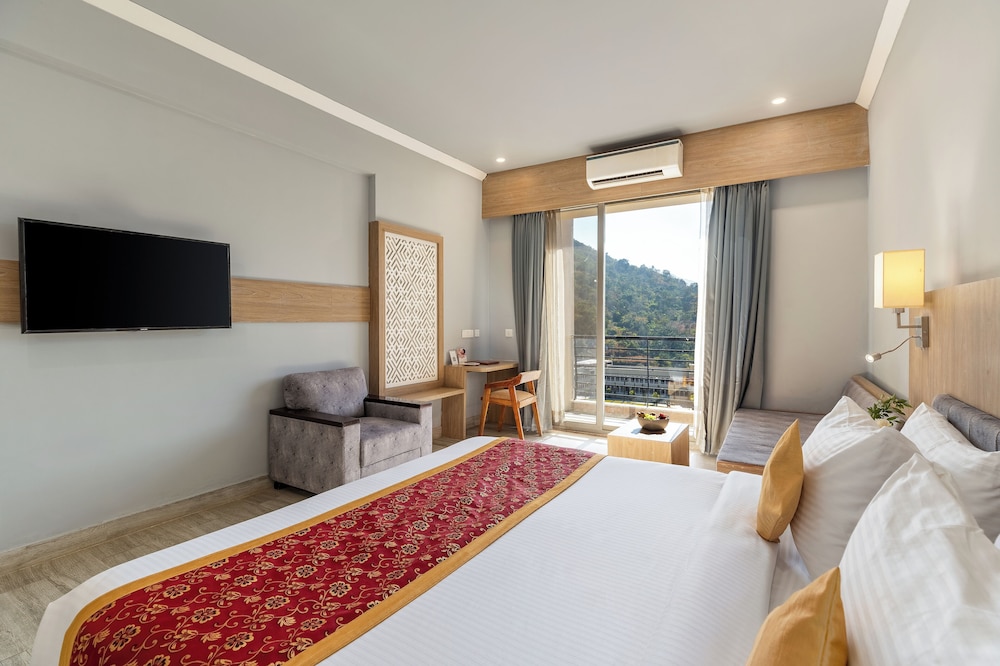Deluxe Double Room photo 3