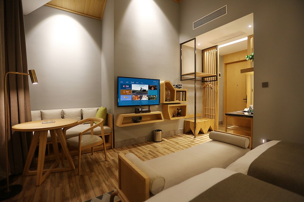 Twin Room, Lake View photo 1