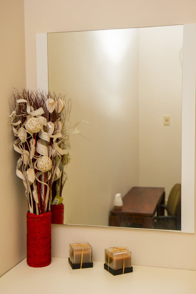 Signature Apartment, 2 Bedrooms, Kitchen photo 2