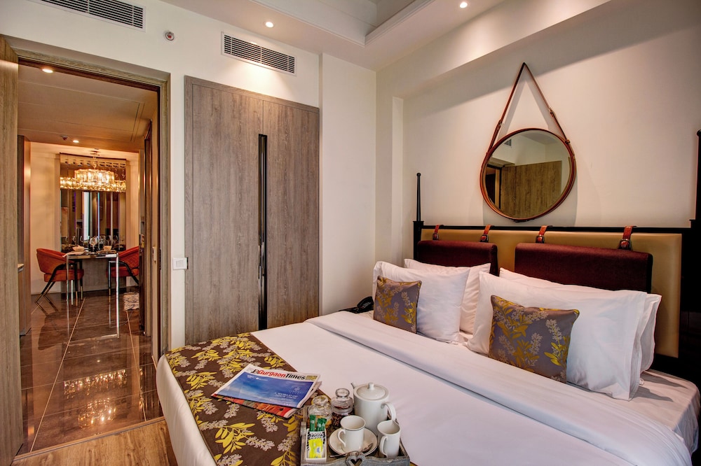 Premium Suite - Photo 15