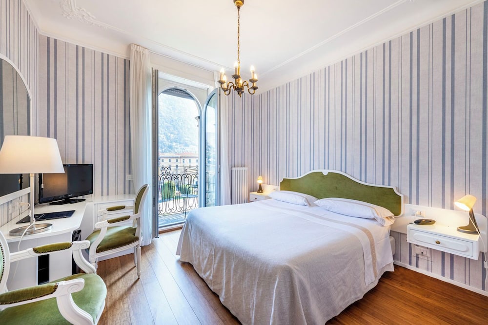 Superior Room, Lake View - Photo 3