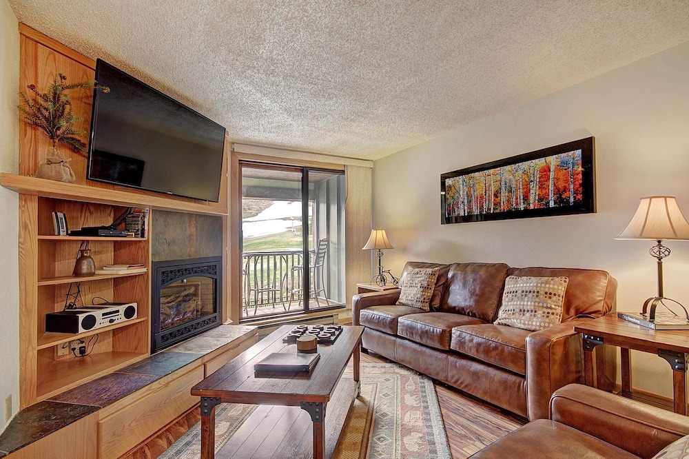 Condo, 1 Bedroom photo 1