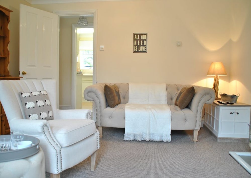 Basic Apartment, 2 Bedrooms, Non Smoking photo 1