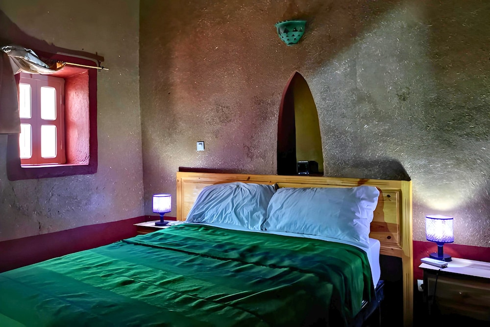 Traditional Room photo 2