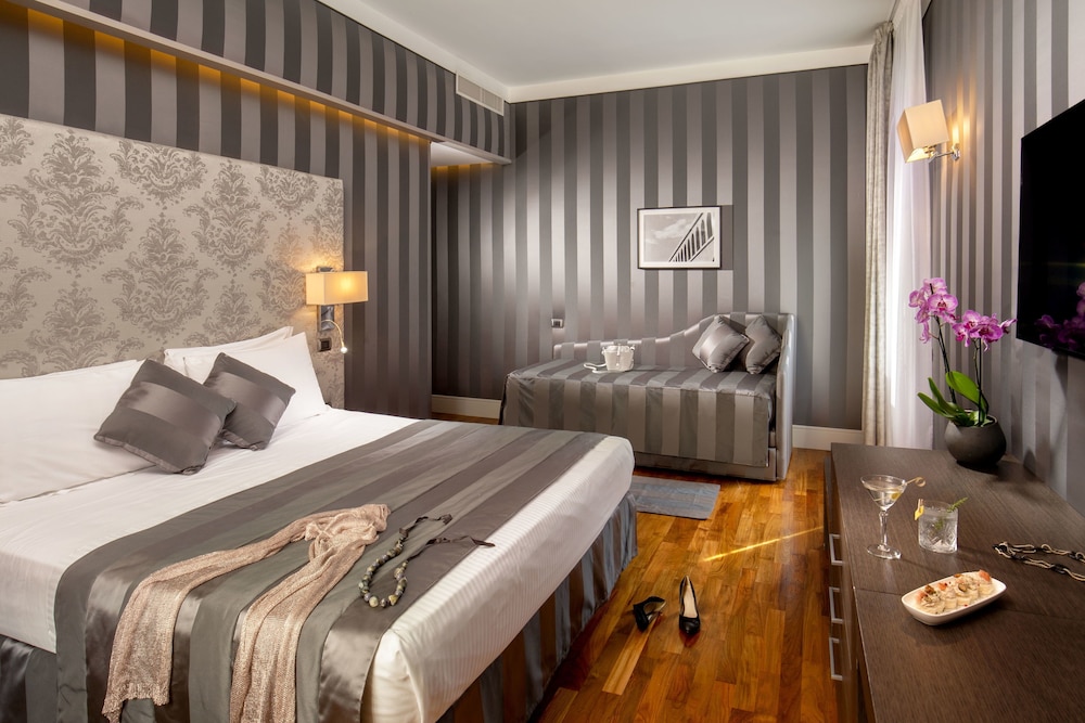 Studio Suite, Terrace