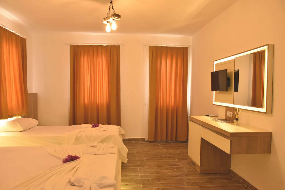 Standard Triple Room - Photo 7