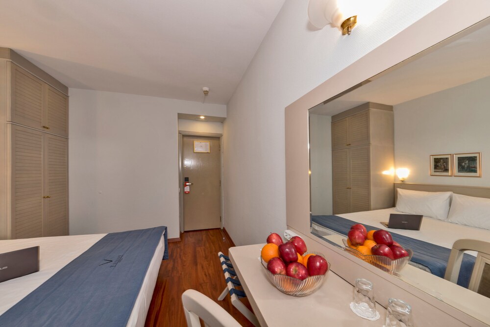 Standard Single Room photo 2